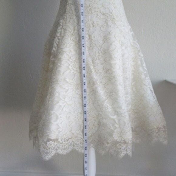 Marchesa Notte Ivory Lace Dress - Picture 11 of 13
